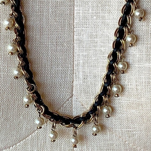 Ann Taylor long leather woven gold tone crystal charm statement necklace - Picture 3 of 9